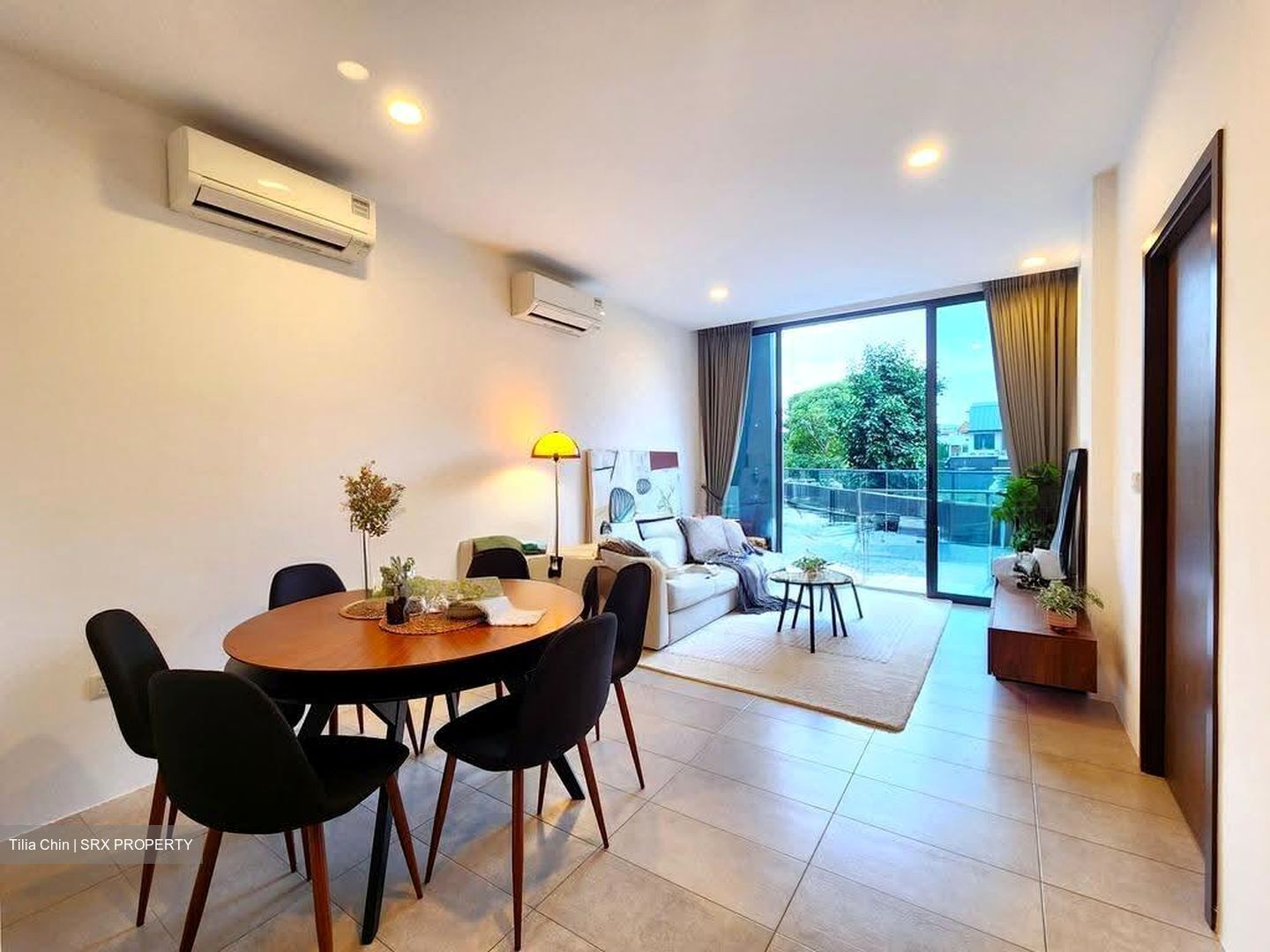 Senyum Residences (D14), Terrace #639053421